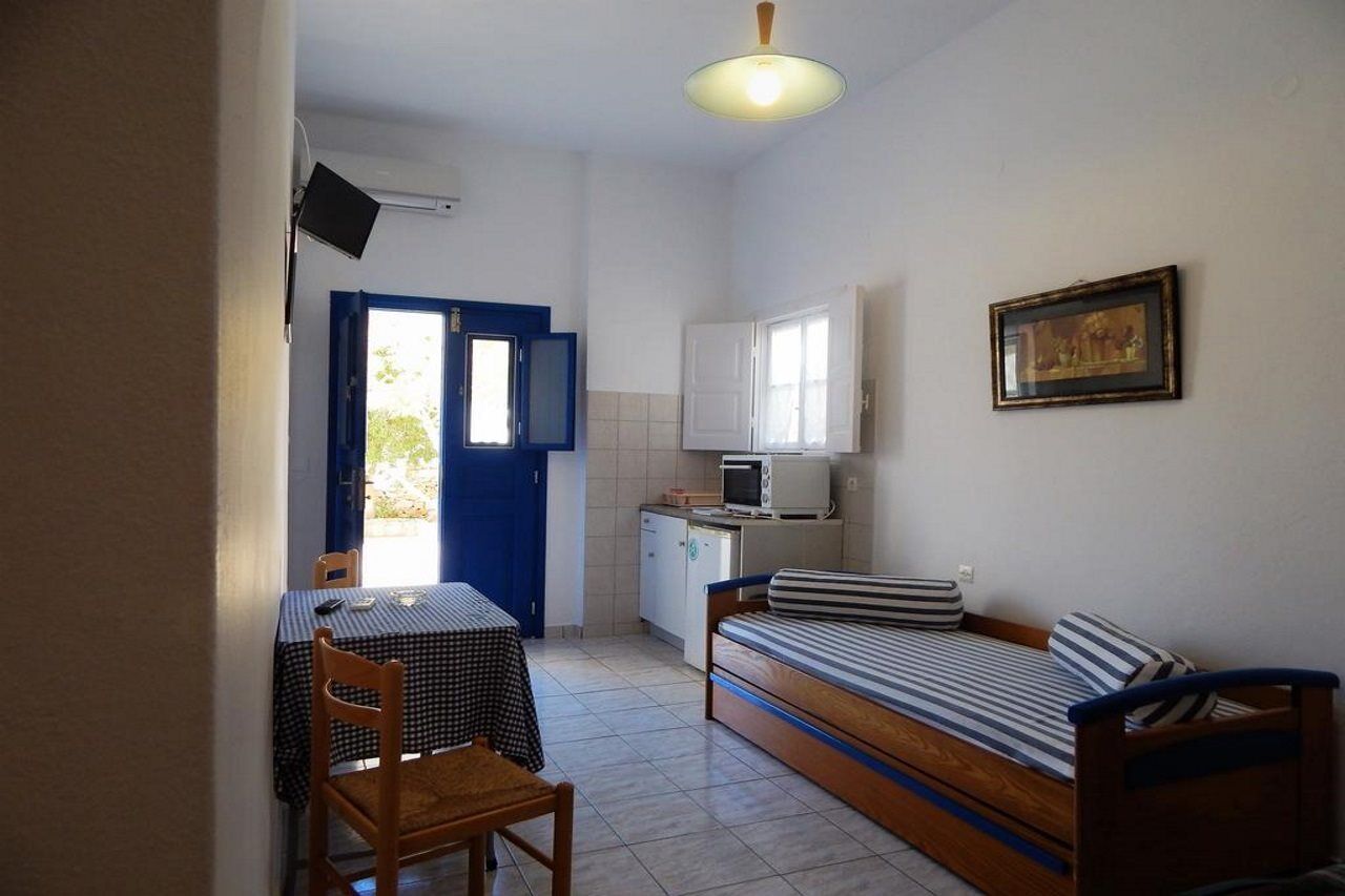 Evgenia Rooms And Apartments Folégandros Exterior foto